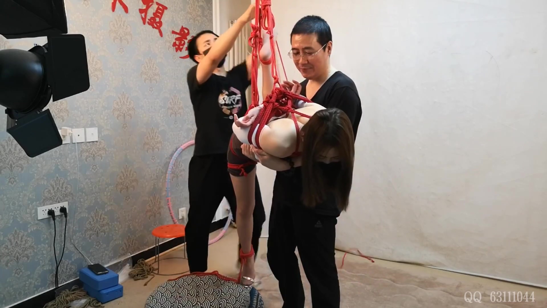 Chinese Bondage - Red Rope Suspension
