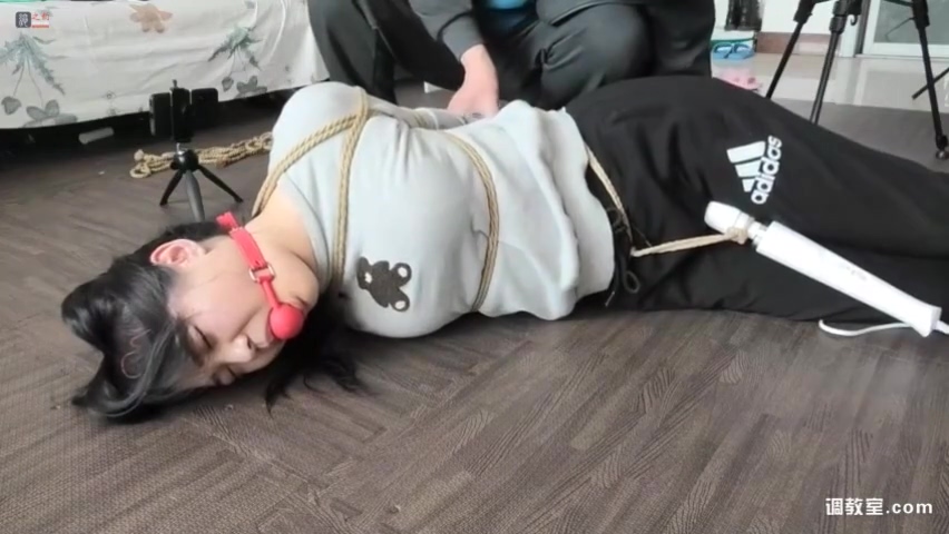 Chinese student 18+ Bondage
